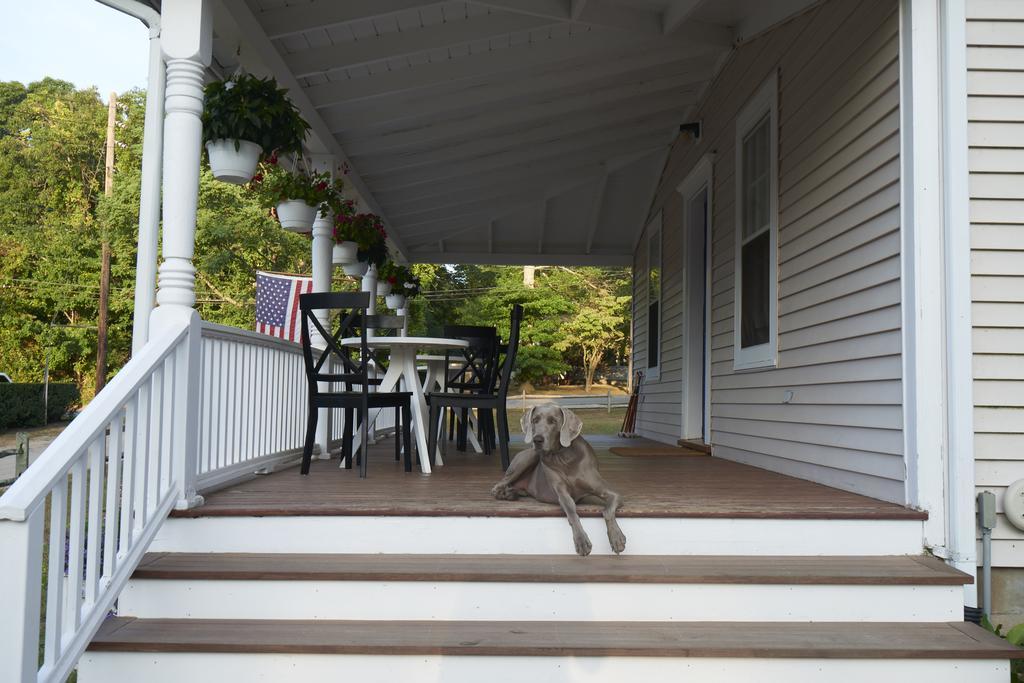 Seven Resort Style Inn Near Beach Shelter Island Heights Exterior foto